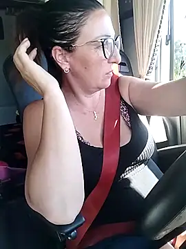 Snapshot of cuplubijoanna chatting on April 2026 01:35:02 PM cuplubijoanna online show from April 2026 01:35:02 PM