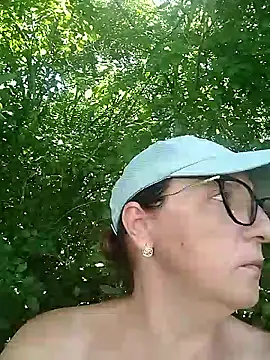 Snapshot of cuplubijoanna chatting on May 2026 12:10:02 PM cuplubijoanna online show from May 2026 12:10:02 PM