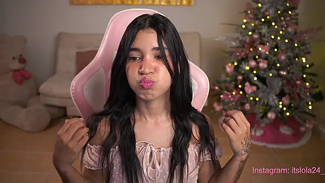 its lola24 online show from December 2024 11:16:02 PM