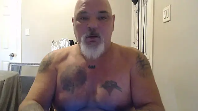 Snapshot of Newfiesausage1972 chatting on January 2025 05:07:02 PM Newfiesausage1972 online show from January 2025 05:07:02 PM