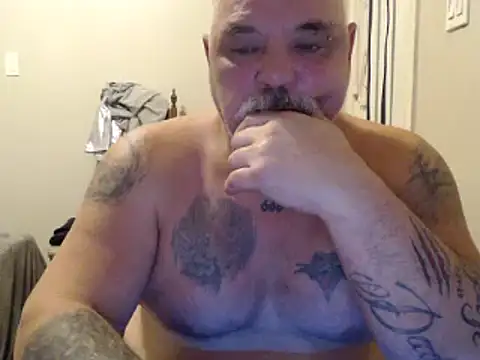 Snapshot of Newfiesausage1972 chatting on January 2025 08:07:01 PM Newfiesausage1972 online show from January 2025 08:07:01 PM