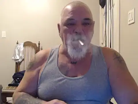 Snapshot of Newfiesausage1972 chatting on January 2025 03:19:01 PM Newfiesausage1972 online show from January 2025 03:19:01 PM