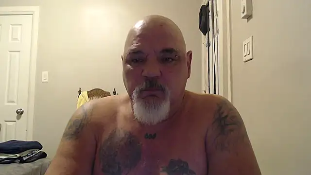 Snapshot of Newfiesausage1972 chatting on February 2025 10:04:01 AM Newfiesausage1972 online show from February 2025 10:04:01 AM