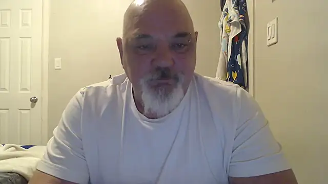 Snapshot of Newfiesausage1972 chatting on March 2025 04:42:02 PM Newfiesausage1972 online show from March 2025 04:42:02 PM