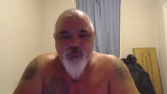 Snapshot of Newfiesausage1972 chatting on October 2025 07:27:01 AM Newfiesausage1972 online show from October 2025 07:27:01 AM