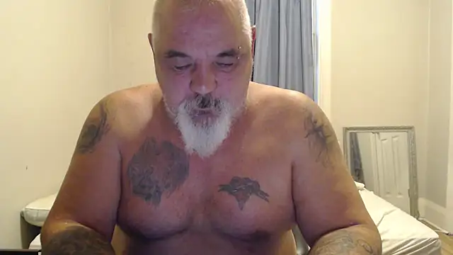 Snapshot of Newfiesausage1972 chatting on October 2025 11:51:02 AM Newfiesausage1972 online show from October 2025 11:51:02 AM