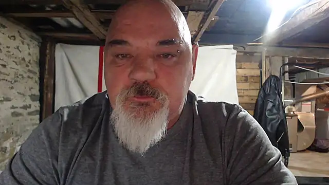 Snapshot of Newfiesausage1972 chatting on November 2025 11:48:02 PM Newfiesausage1972 online show from November 2025 11:48:02 PM