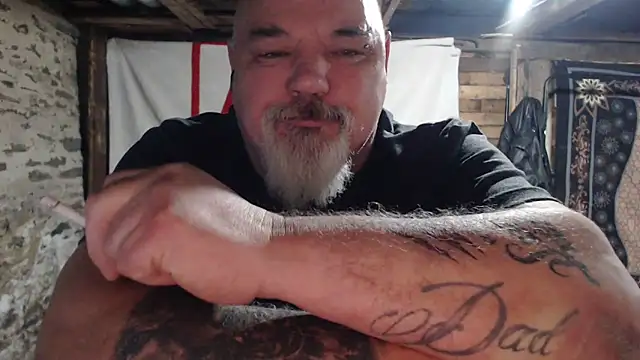 Snapshot of Newfiesausage1972 chatting on December 2025 09:07:01 AM Newfiesausage1972 online show from December 2025 09:07:01 AM