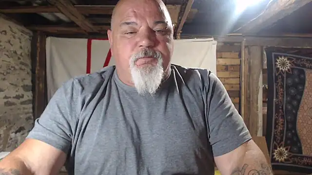 Snapshot of Newfiesausage1972 chatting on June 2026 09:12:02 AM Newfiesausage1972 online show from June 2026 09:12:02 AM