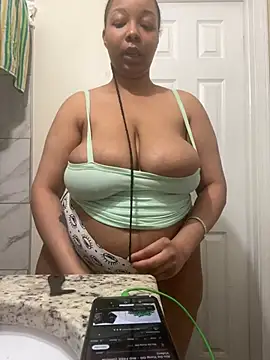 1BeautyN1Beast online show from December 2024 10:26:01 PM