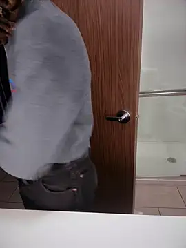 1BeautyN1Beast online show from December 2025 02:01:02 PM