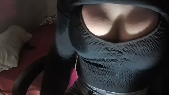 MartaMoon96 online show from December 2024 07:00:02 PM