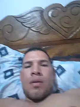 kinke31 online show from January 2026 11:07:01 PM