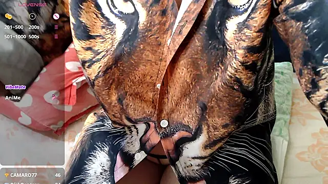 RoseStarr online show from October 2025 07:05:01 PM