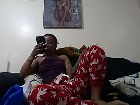 Snapshot of hoely_grail01 chatting on December 2025 05:11:02 PM hoely grail01 online show from December 2025 05:11:02 PM