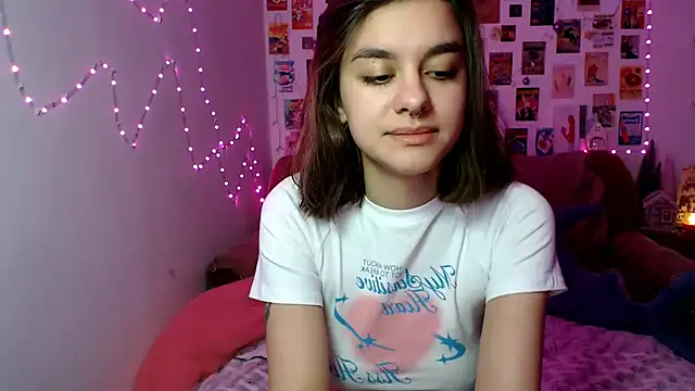 Snapshot of Celine_Dionn chatting on December 2024 01:58:01 PM Celine Dionn online show from December 2024 01:58:01 PM