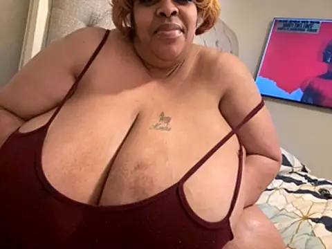 Missredboneo12 online show from November 2025 05:27:02 AM