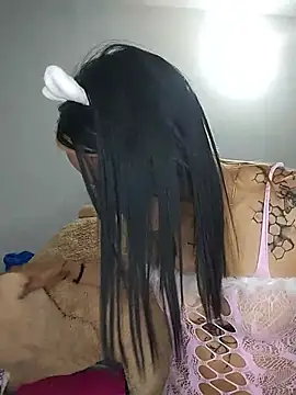 Yaumiko online show from July 2026 01:37:01 PM