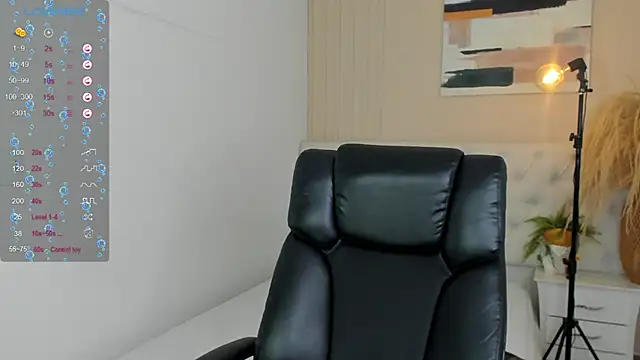 Snapshot of LOISE-XX chatting on July 2026 08:39:02 AM LOISE-XX online show from July 2026 08:39:02 AM