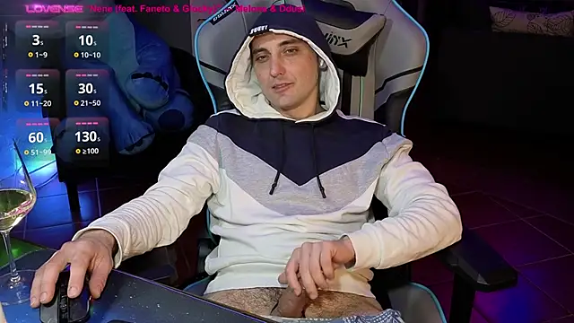 Snapshot of Gil_gamesh90 chatting on March 2025 08:48:02 PM Gil gamesh90 online show from March 2025 08:48:02 PM