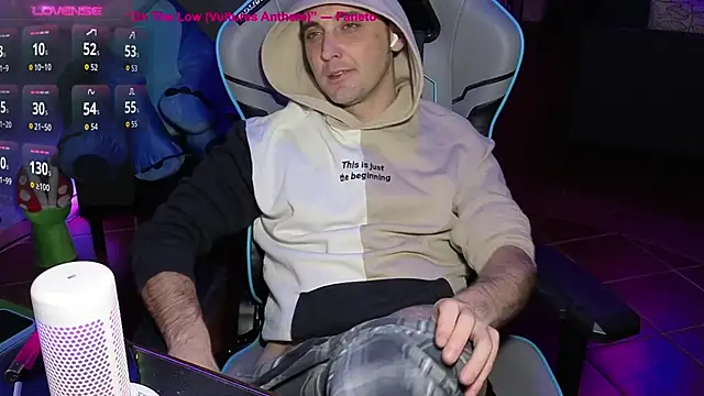 Snapshot of Gil_gamesh90 chatting on January 2026 10:47:02 PM Gil gamesh90 online show from January 2026 10:47:02 PM