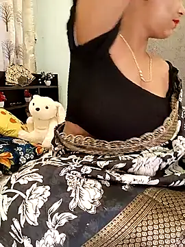 Snapshot of Divya_girl chatting on September 2025 09:31:02 AM Divya girl online show from September 2025 09:31:02 AM