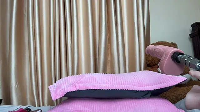 SexyAudreyFuck online show from October 2025 12:33:02 AM