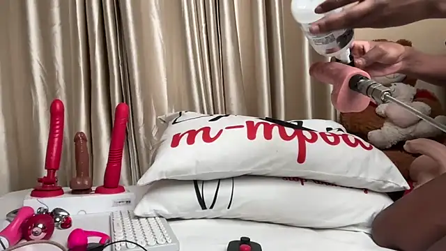 SexyAudreyFuck online show from December 2025 12:26:02 AM