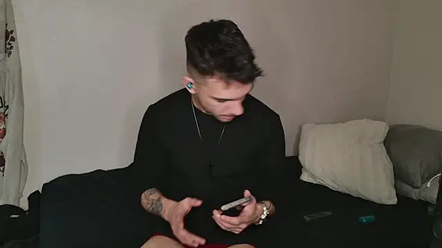 JackDesFeux online show from March 2025 12:33:02 PM