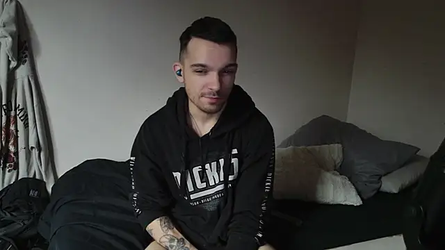 JackDesFeux online show from March 2025 02:08:02 PM