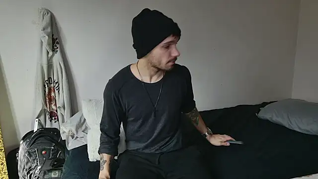 JackDesFeux online show from March 2025 06:18:01 PM