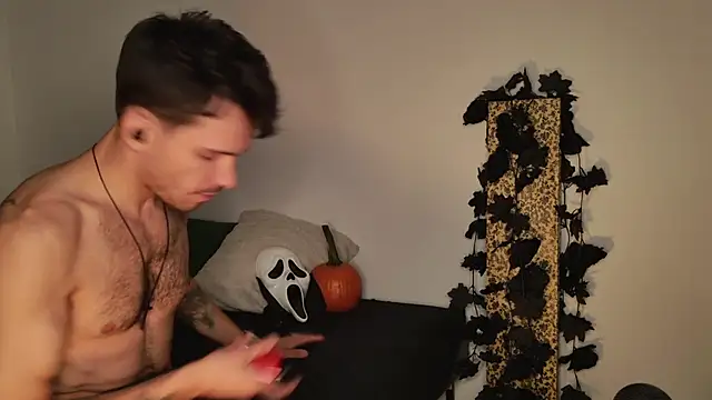 JackDesFeux online show from October 2025 09:42:01 AM