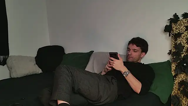 JackDesFeux online show from December 2025 08:29:01 PM