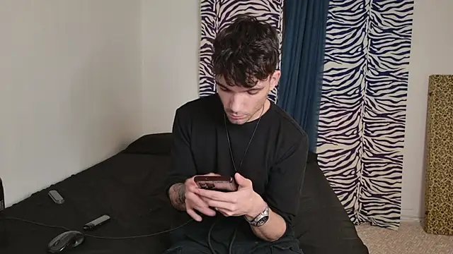 JackDesFeux online show from May 2026 04:41:01 AM