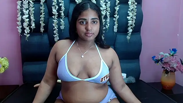 Snapshot of Sofia_Hernandez_ chatting on February 2025 09:50:02 AM Sofia Hernandez online show from February 2025 09:50:02 AM