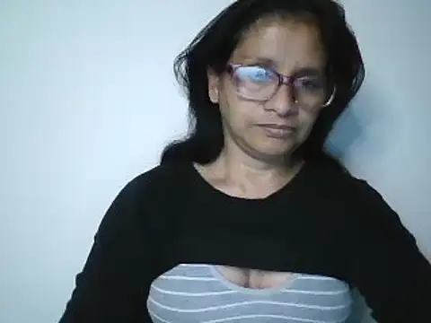 Snapshot of titssmall123 chatting on March 2025 07:24:01 AM titssmall123 online show from March 2025 07:24:01 AM