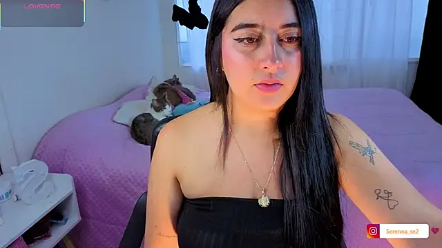 Snapshot of serenna_se chatting on December 2025 10:15:01 PM serenna se online show from December 2025 10:15:01 PM
