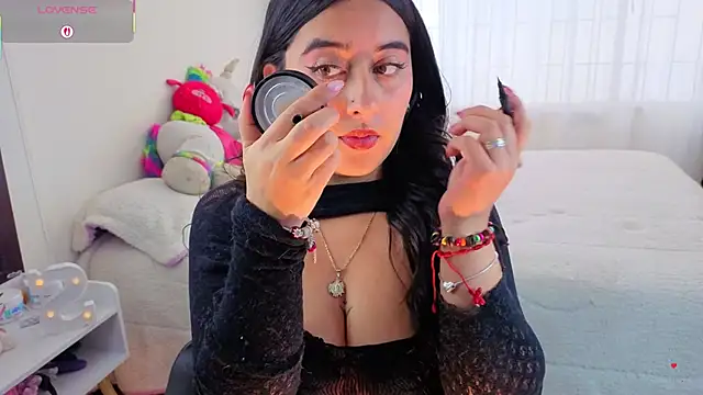 Snapshot of serenna_se chatting on December 2025 07:40:02 PM serenna se online show from December 2025 07:40:02 PM