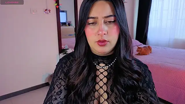 serenna se online show from May 2026 08:47:02 PM