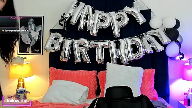 KyleRosee online show from October 2025 01:45:02 PM