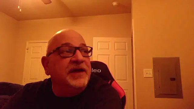 --JimmyJamzs-- online show from December 2024 02:33:02 PM