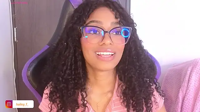 Heily Fox online show from February 2025 09:42:01 AM