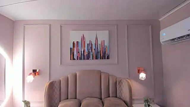 aria greco online show from February 2025 09:30:01 AM