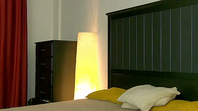 Yanira Muslim online show from February 2026 05:01:01 AM