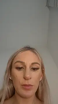 Snapshot of Liana_Lou chatting on January 2025 01:44:02 PM Liana Lou online show from January 2025 01:44:02 PM