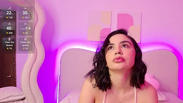 Snapshot of innocentlady_ chatting on September 2025 01:45:01 PM innocentlady online show from September 2025 01:45:01 PM