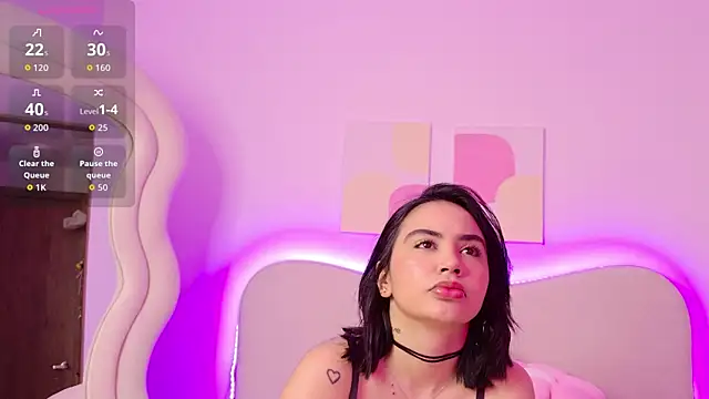 Snapshot of innocentlady_ chatting on September 2025 01:47:02 PM innocentlady online show from September 2025 01:47:02 PM