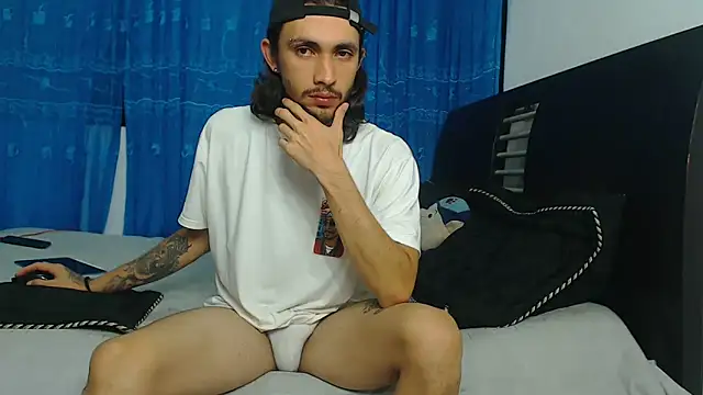 Hot Sharks  online show from September 2025 05:17:02 AM