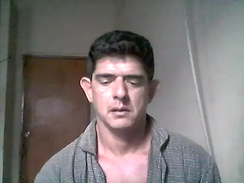 Snapshot of Marobronco chatting on November 2025 09:35:02 PM Marobronco online show from November 2025 09:35:02 PM