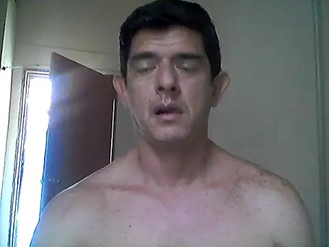 Snapshot of Marobronco chatting on December 2025 02:55:01 PM Marobronco online show from December 2025 02:55:01 PM